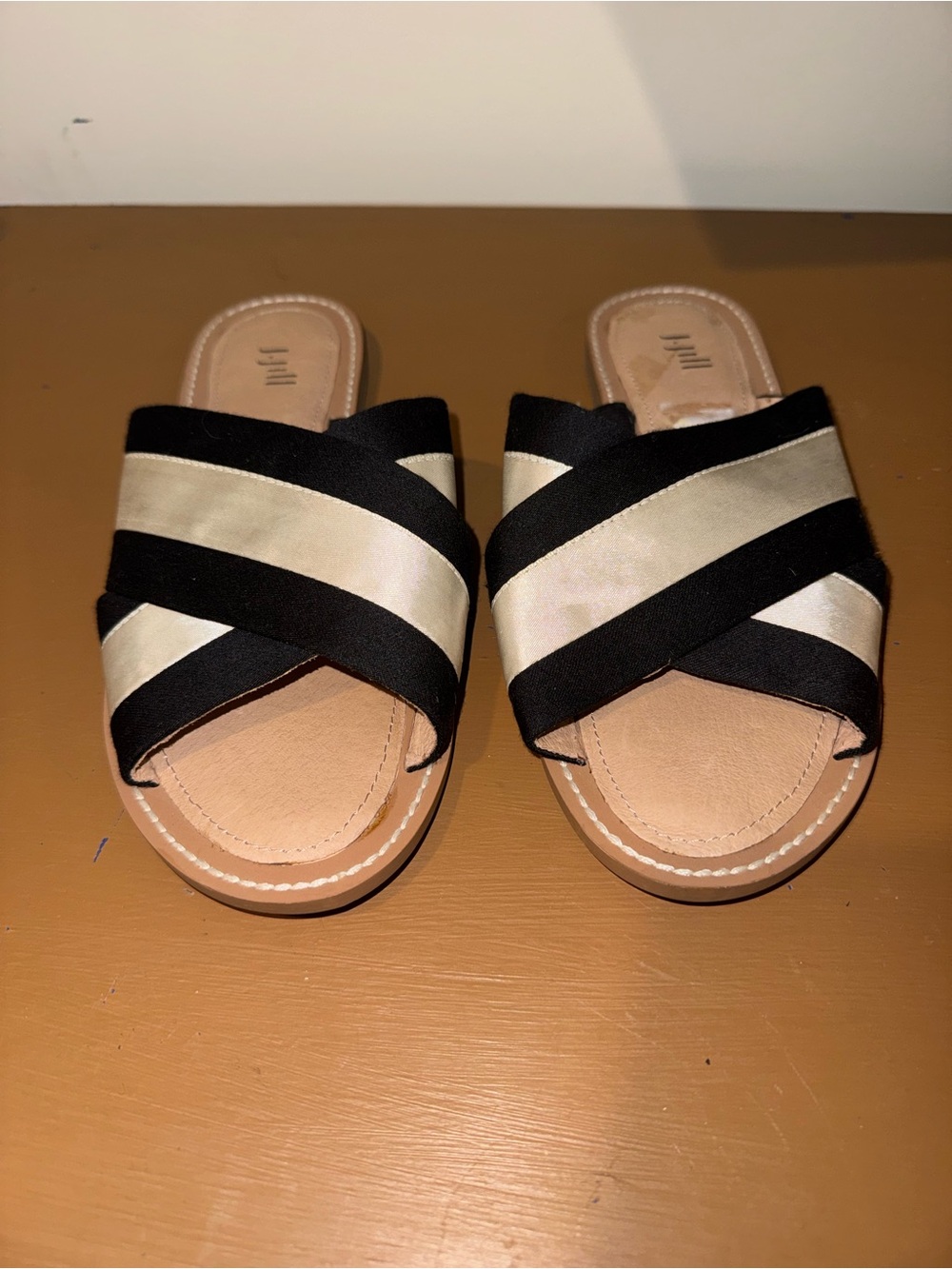 J. Jill Black and Cream Crisscross Slide Sandals Satin and leather size 7